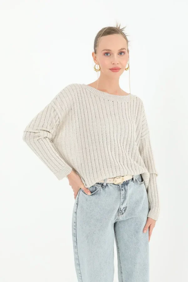 Pull court, doré et beige